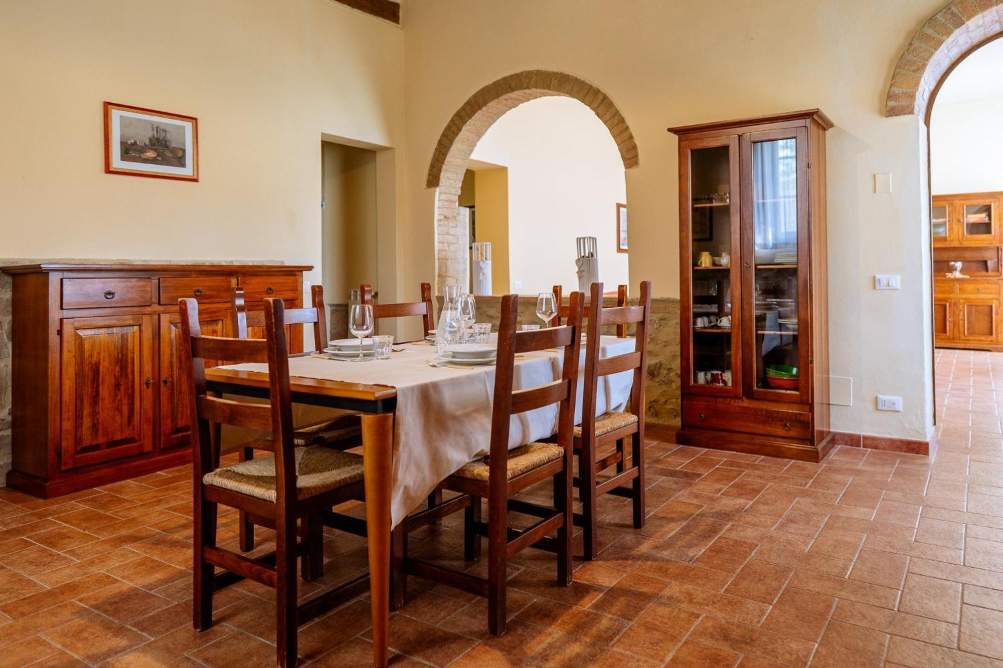 Villa Le Beringhe - Wine Pool & Relax Колле-ди-Валь-д'Эльса Экстерьер фото