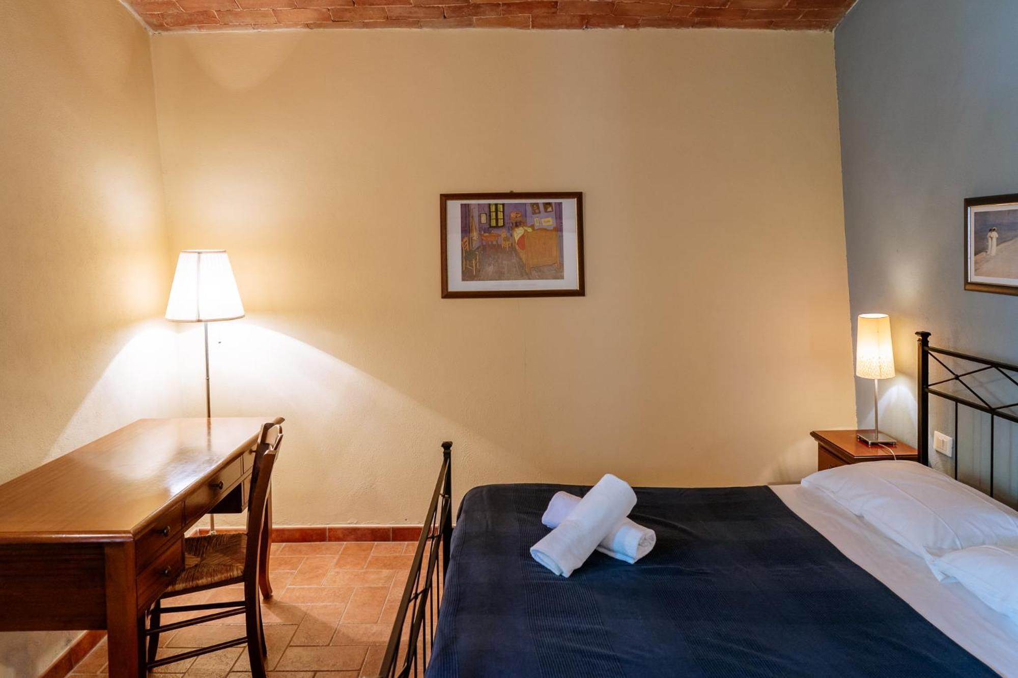 Villa Le Beringhe - Wine Pool & Relax Колле-ди-Валь-д'Эльса Экстерьер фото