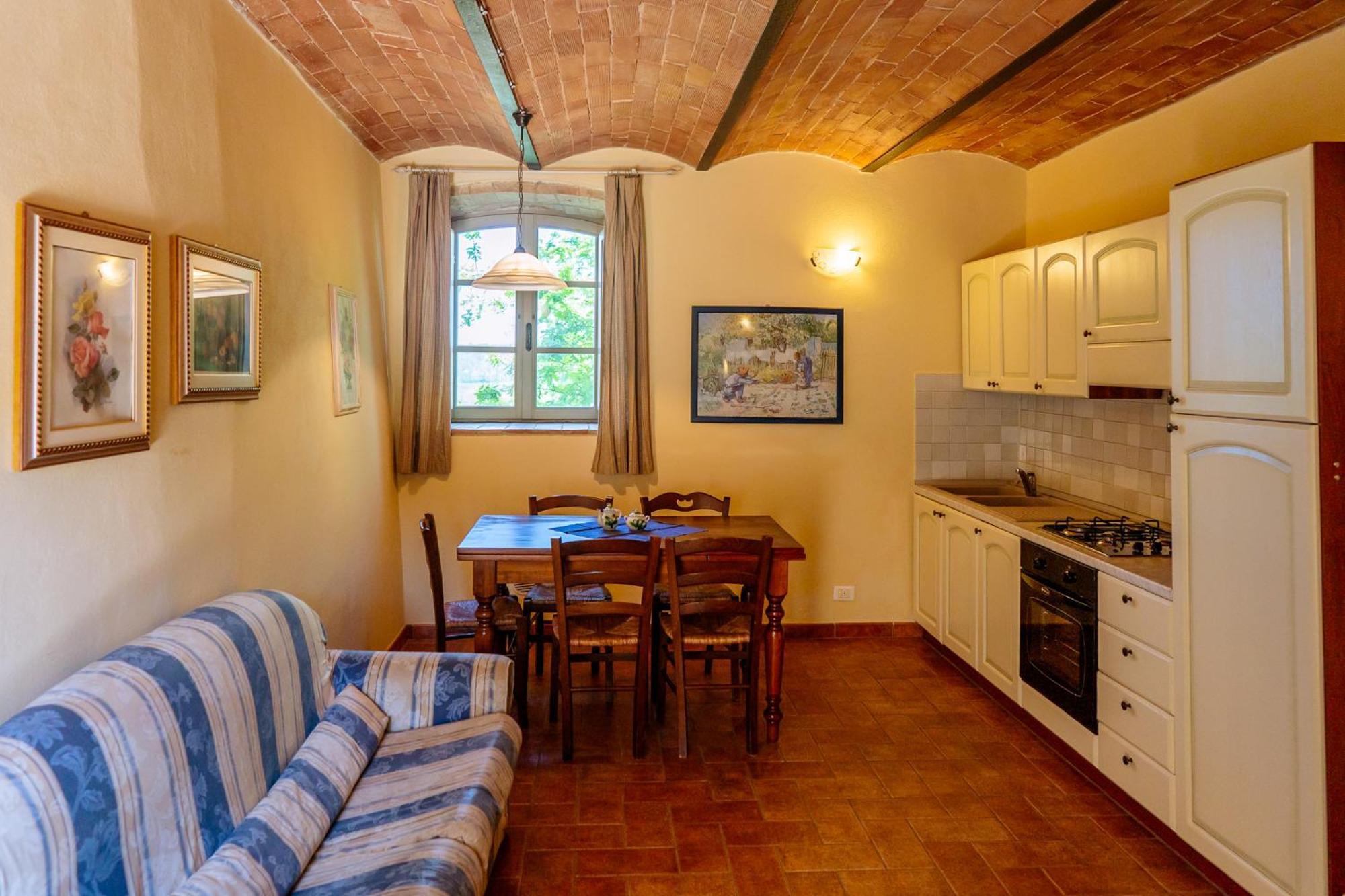 Villa Le Beringhe - Wine Pool & Relax Колле-ди-Валь-д'Эльса Экстерьер фото